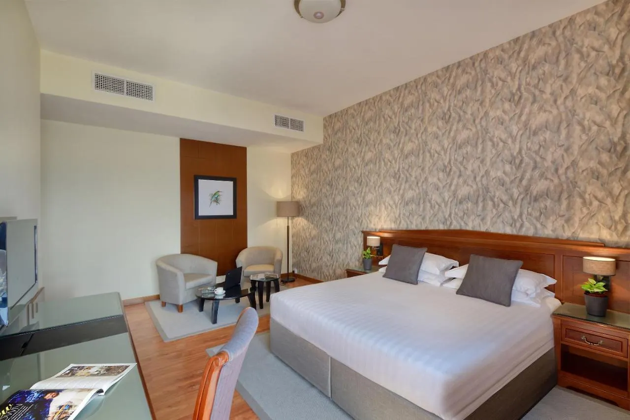 Majestic City Retreat Hotel Dubai 4*,