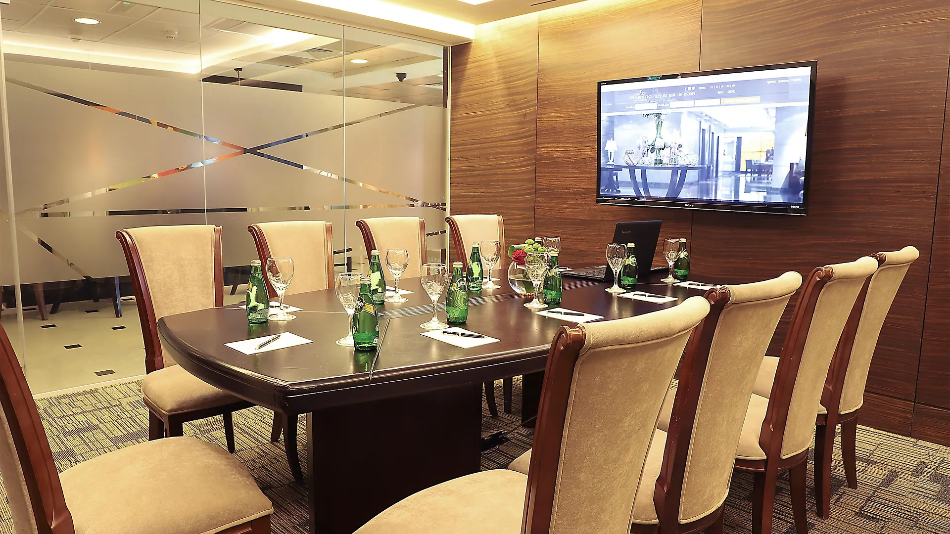 Majestic City Retreat Hotel Dubai
