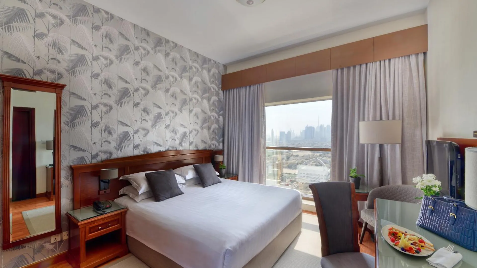 Majestic City Retreat Hotel Dubai